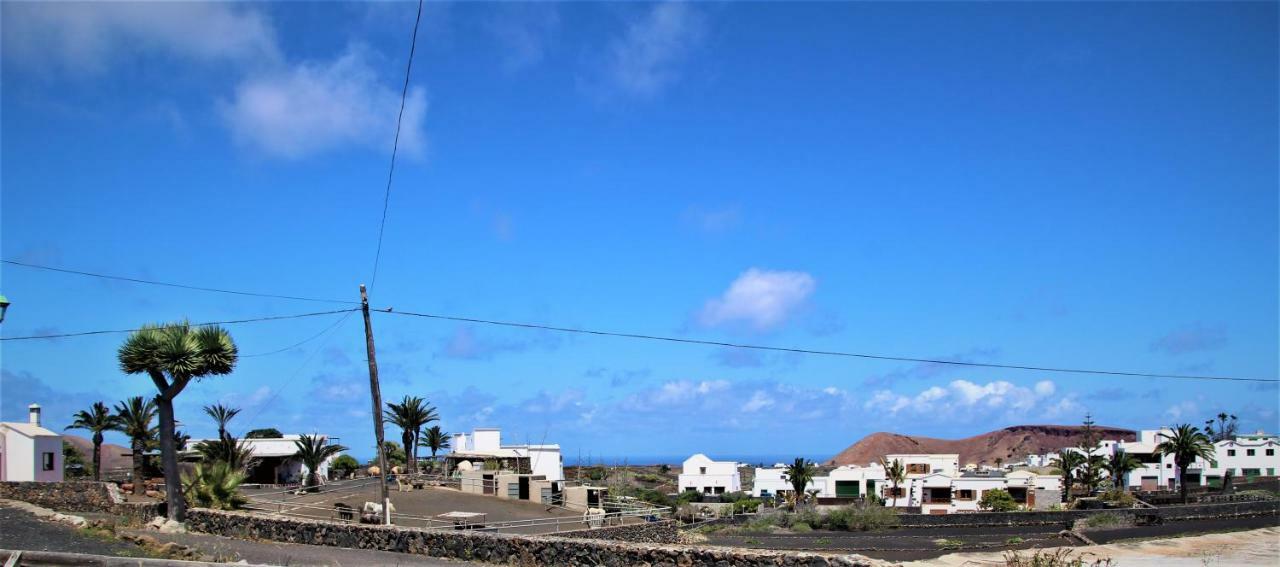 Villa Casa Caldera Guiguan Tinajo Exterior foto
